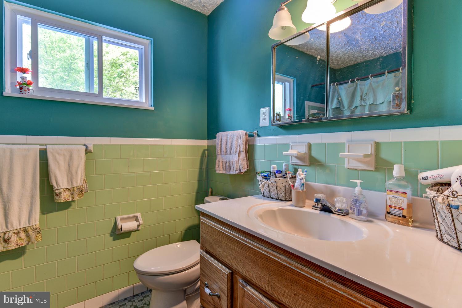 2614 Higbee Road Adelphi, MD 20783 - Photo 32 of 44 Bathroom