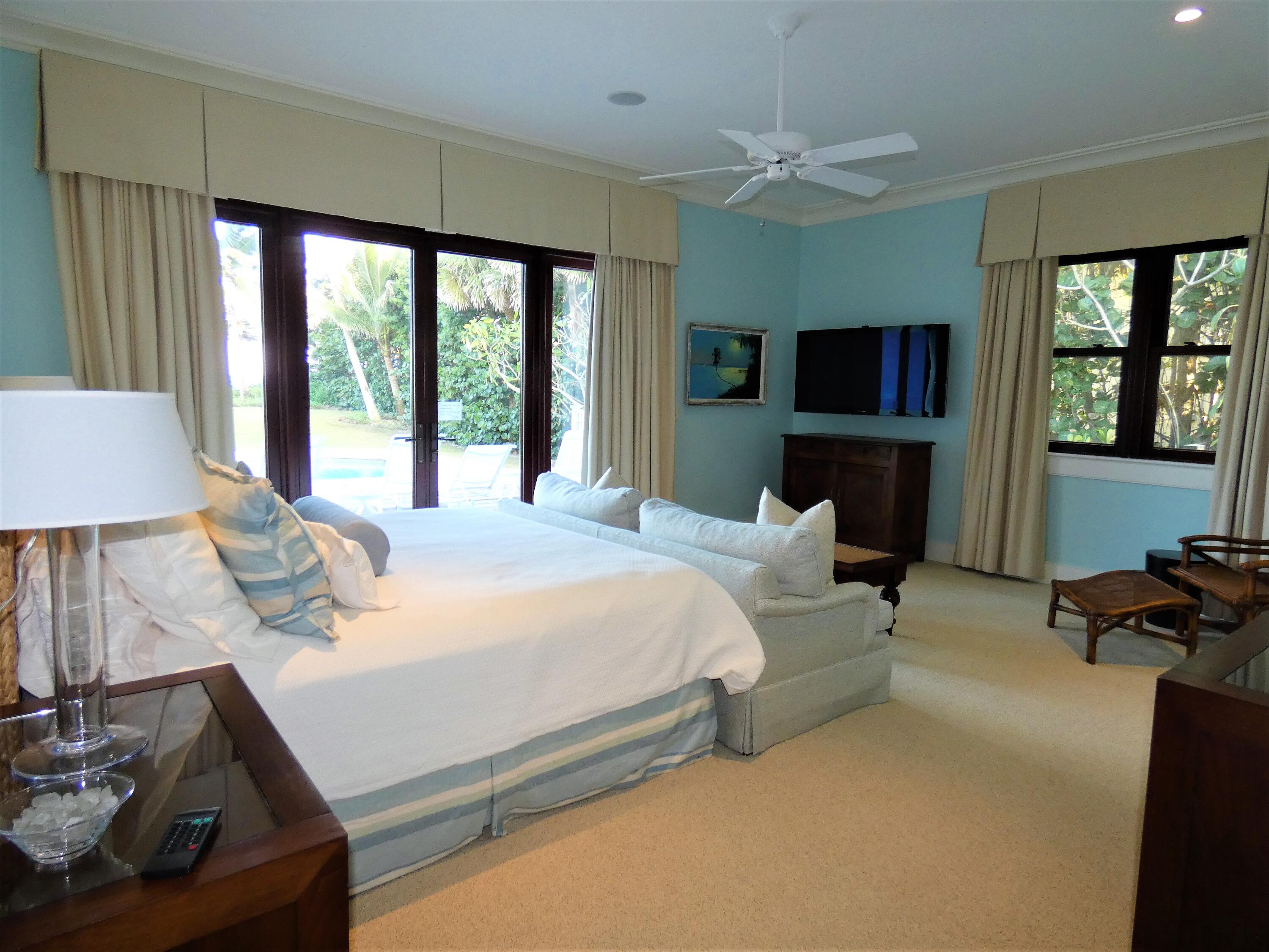 521 South Beach Road Jupiter Island, FL 33455 - Photo 14 of 24 P1000924 (2)