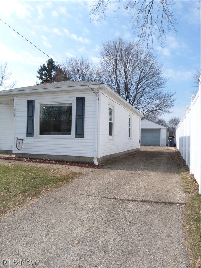 126 Stephens Road Akron, OH 44312 - Photo 2 of 35 Gallery Image 2