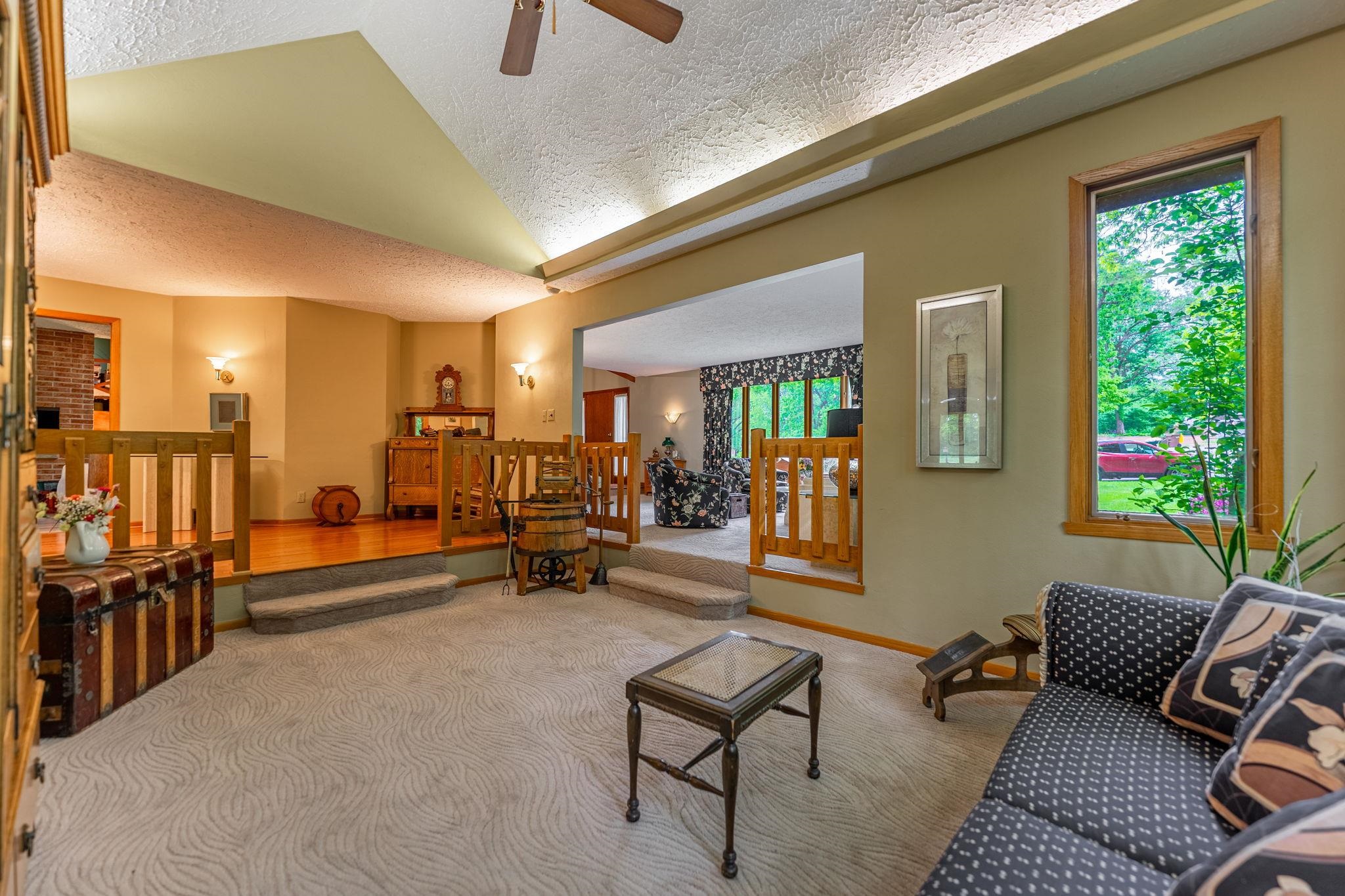 4303 Singleton Close Rockford, IL 61107 - Photo 11 of 73