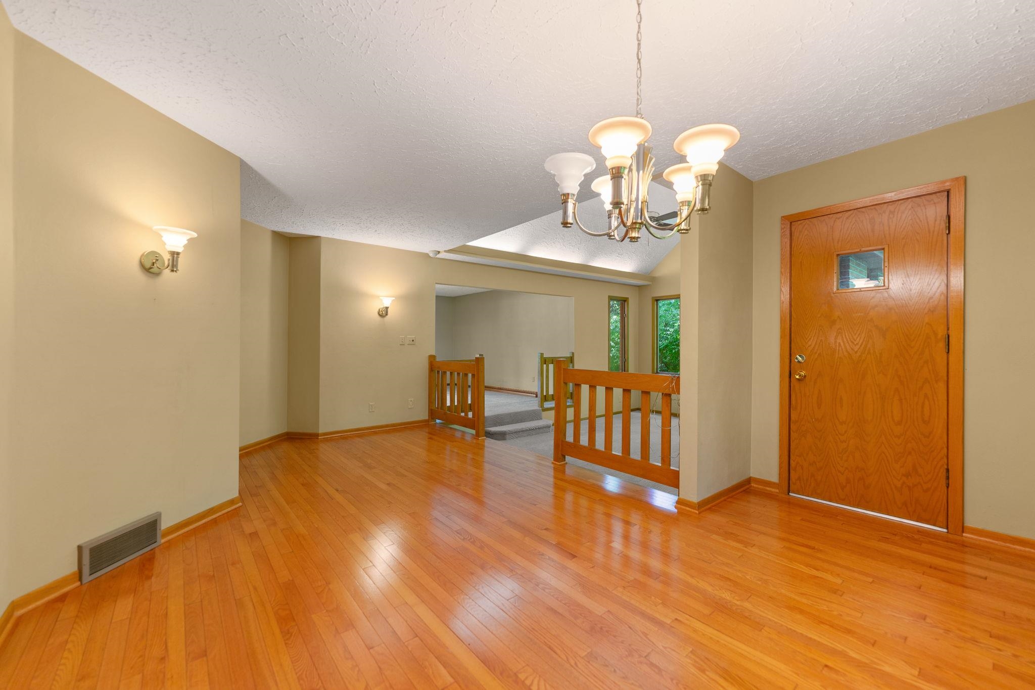 4303 Singleton Close Rockford, IL 61107 - Photo 15 of 73