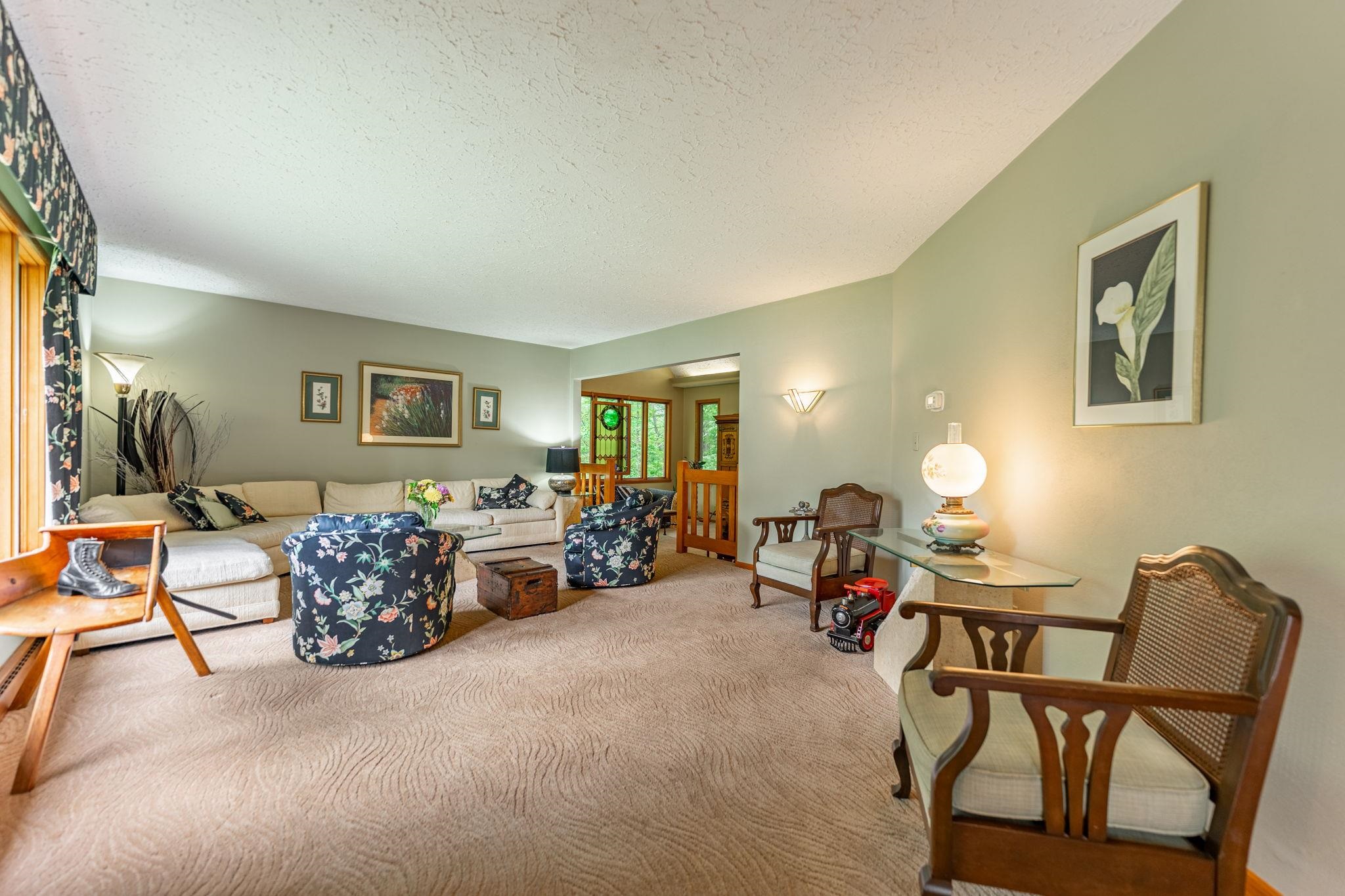 4303 Singleton Close Rockford, IL 61107 - Photo 5 of 73