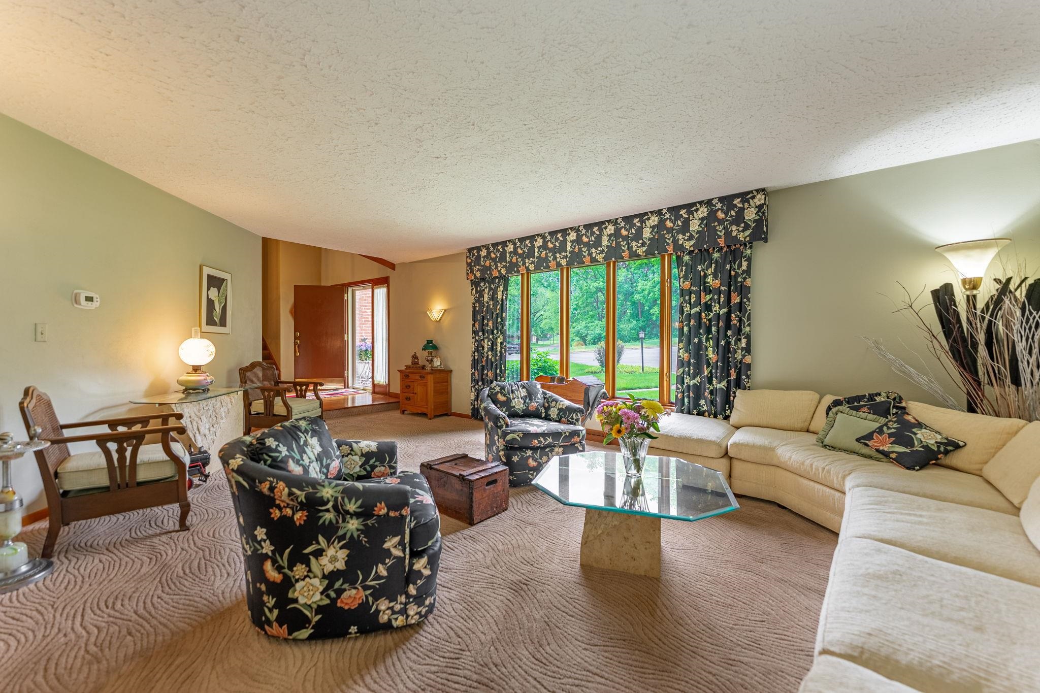 4303 Singleton Close Rockford, IL 61107 - Photo 7 of 73