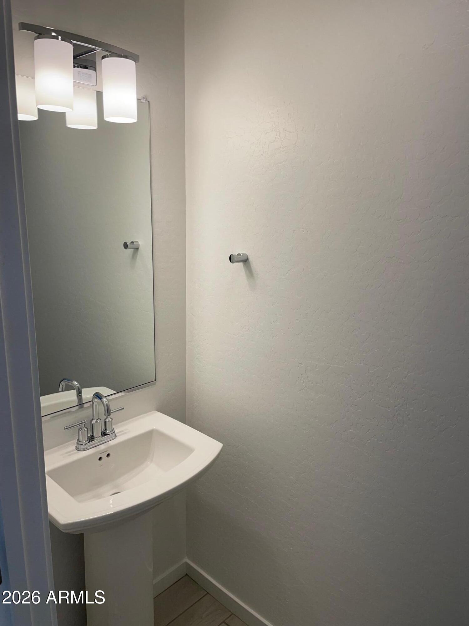 901 South Smith Road, Unit 1025 Tempe, AZ 85281 - Photo 9 of 27 IMG_6330
