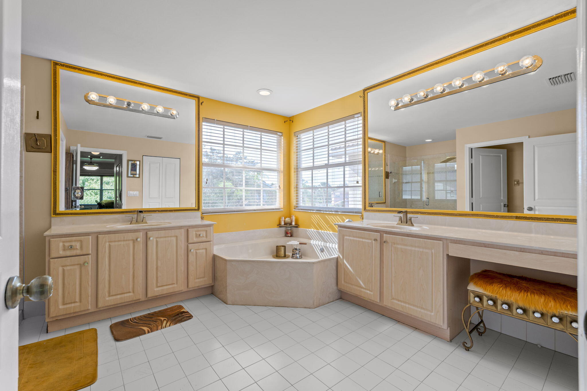 5033 Solar Point Drive Greenacres, FL 33463 - Photo 14 of 29 25-web-or-mls-A7406176