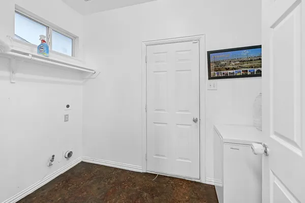 $2,100 | 15411 Lucky Star Drive, Houston, TX 77082