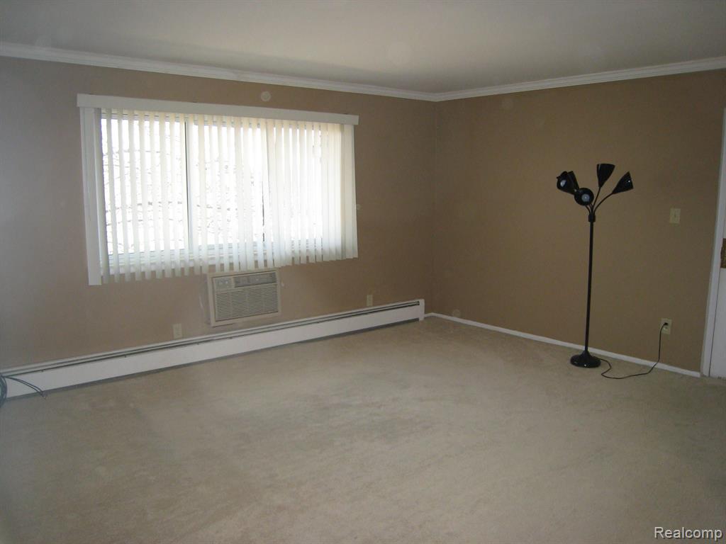 803 Plate Street, Unit 207 Rochester, MI 48307 - Photo 4 of 15