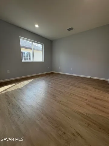 $2,500 | 2137 Estrella Court, Unit B, Palmdale, CA 93550