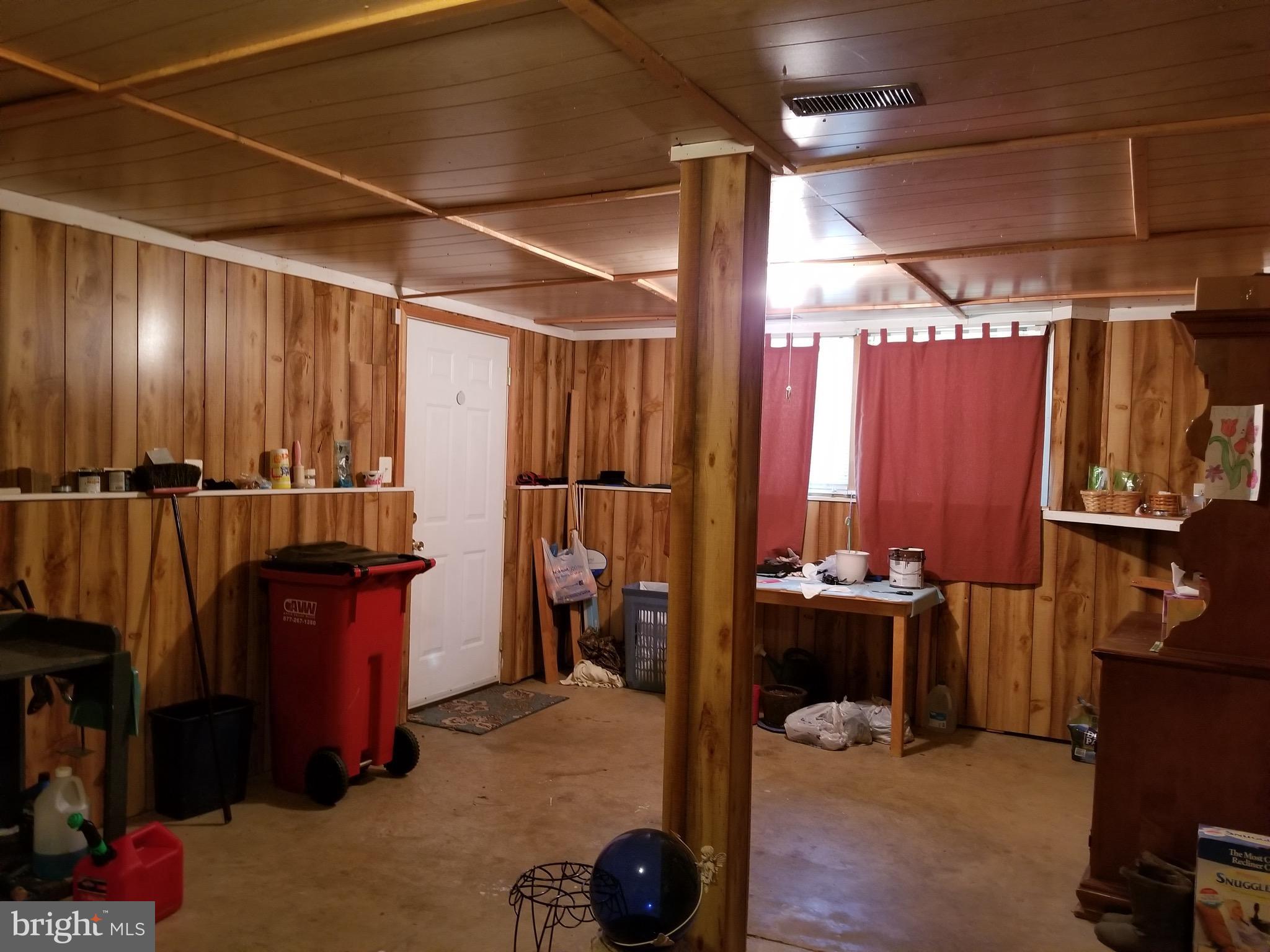 207 East Fourteenth Avenue Ranson, WV 25438 - Photo 17 of 24 a view of walk in closet