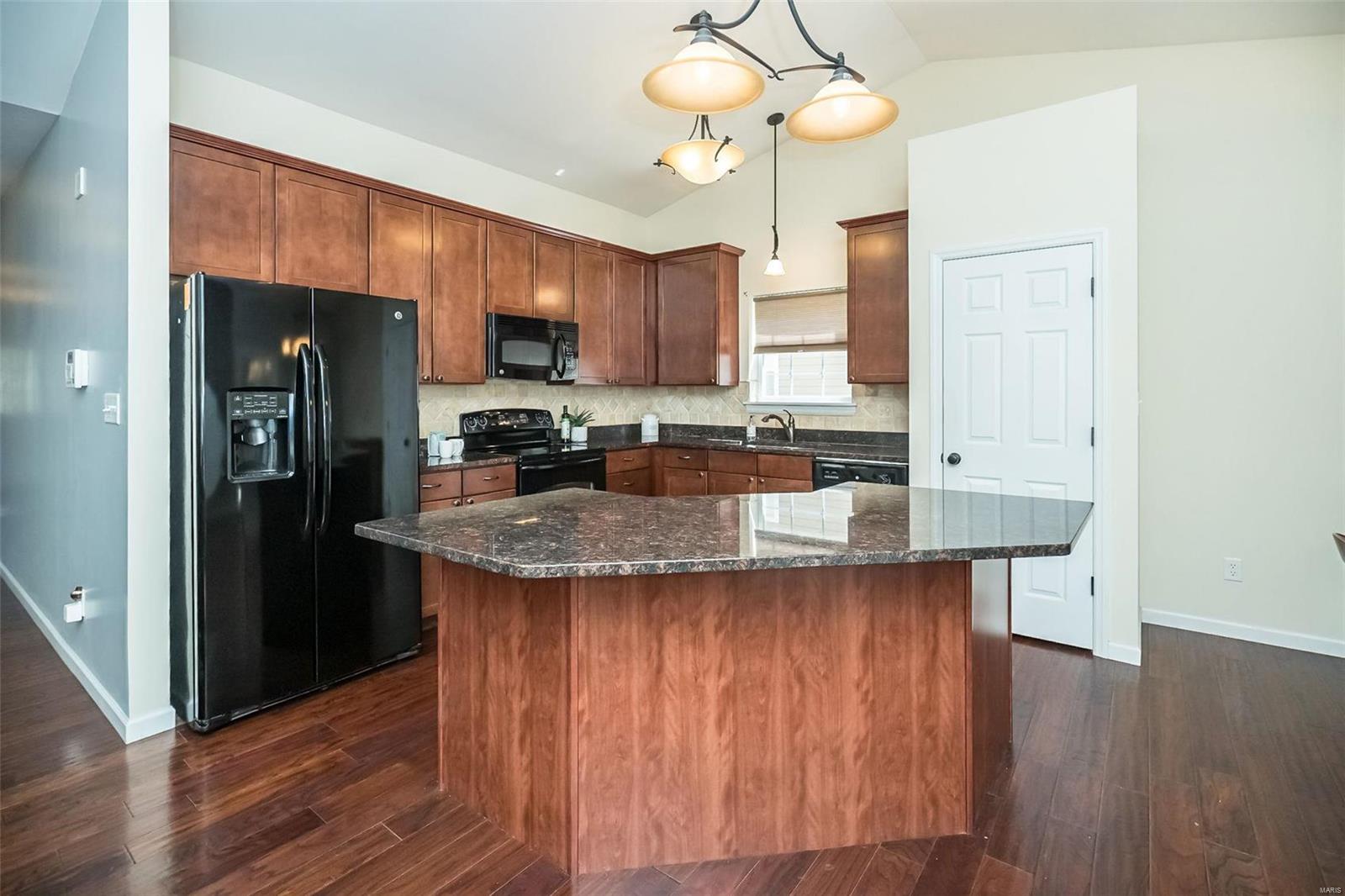 5528 Mirasol Manor Way Eureka, MO 63025 - Photo 11 of 40