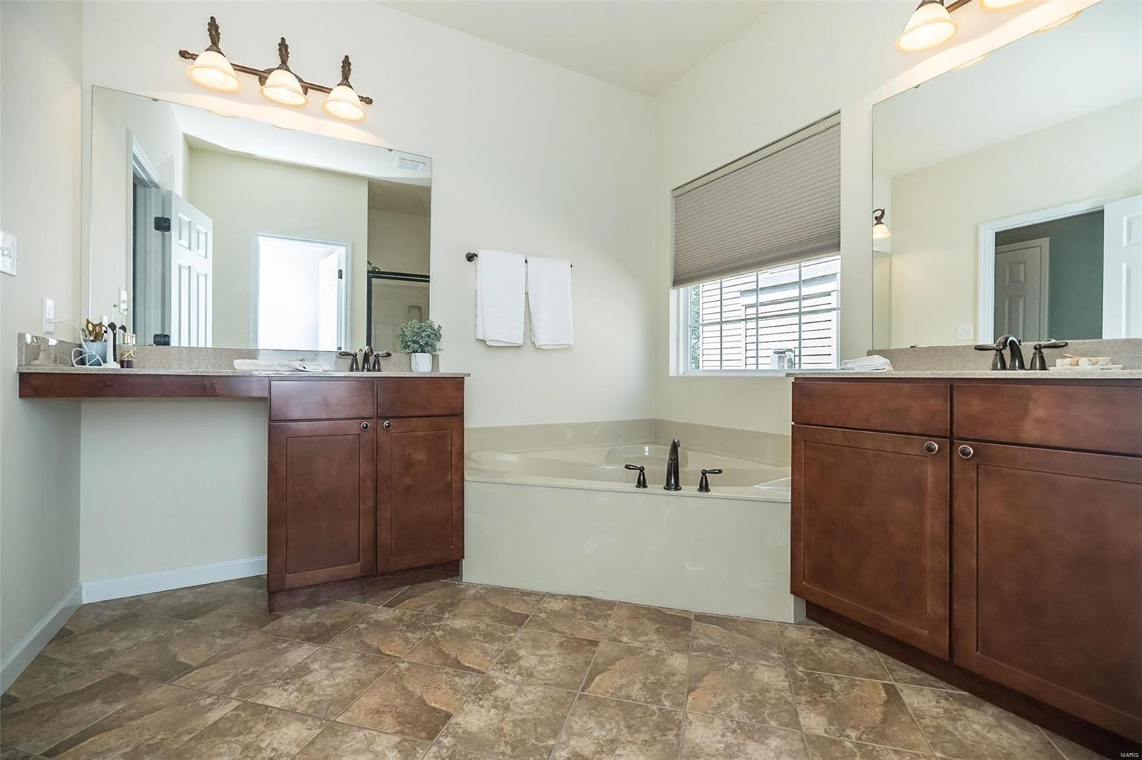 5528 Mirasol Manor Way Eureka, MO 63025 - Photo 21 of 40