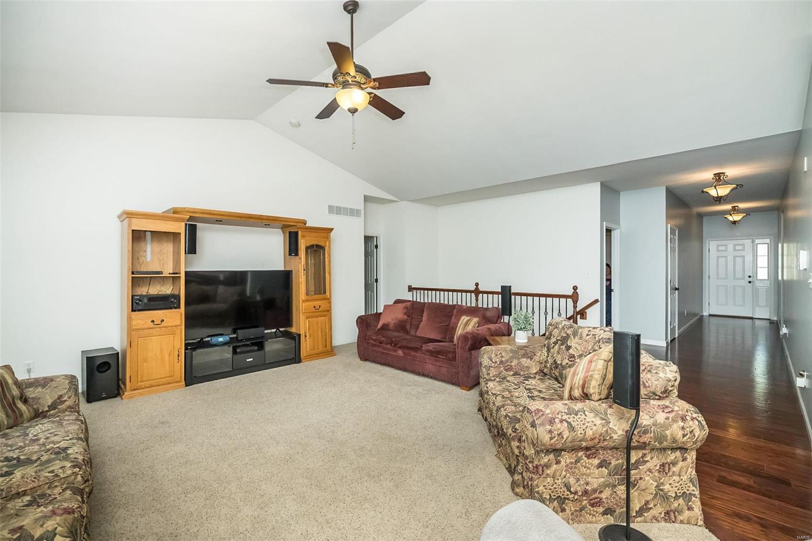 5528 Mirasol Manor Way Eureka, MO 63025 - Photo 8 of 40