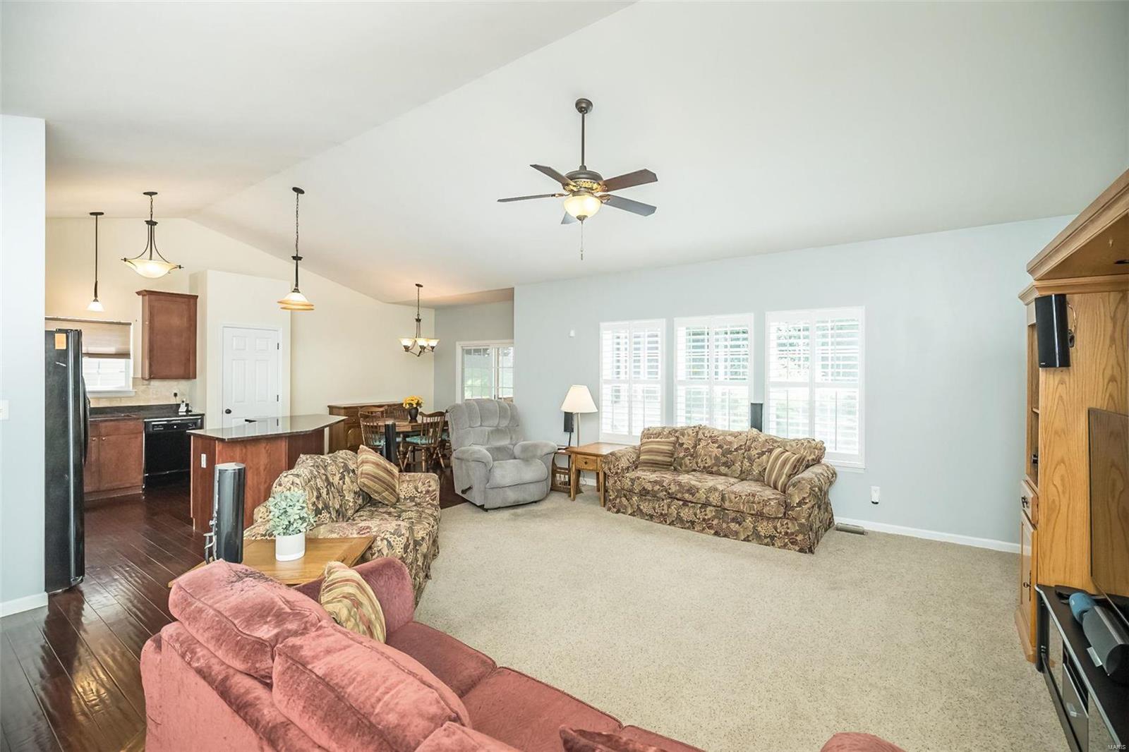 5528 Mirasol Manor Way Eureka, MO 63025 - Photo 9 of 40