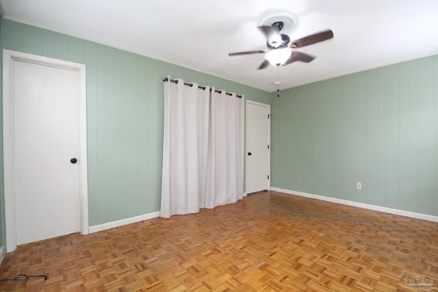 $1,895 | 1400 North D Street, Pensacola, FL 32501