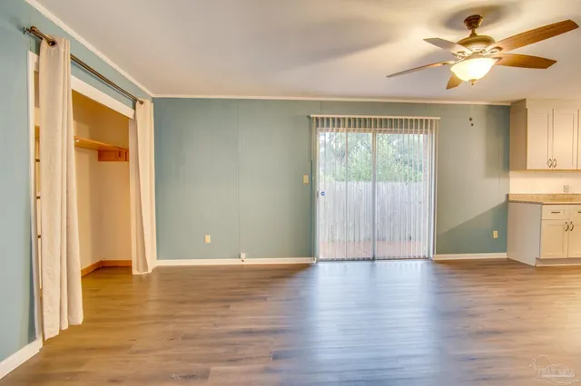 $1,895 | 1400 North D Street, Pensacola, FL 32501