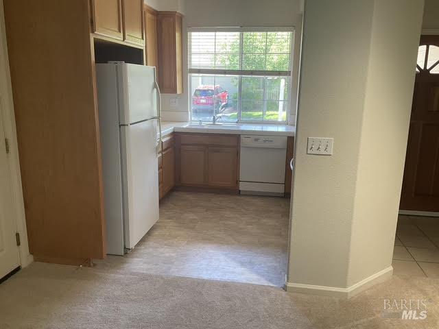 9131 Benny Goodman Way Windsor, CA 95492 - Photo 5 of 27 a utility room with window washer and dryer