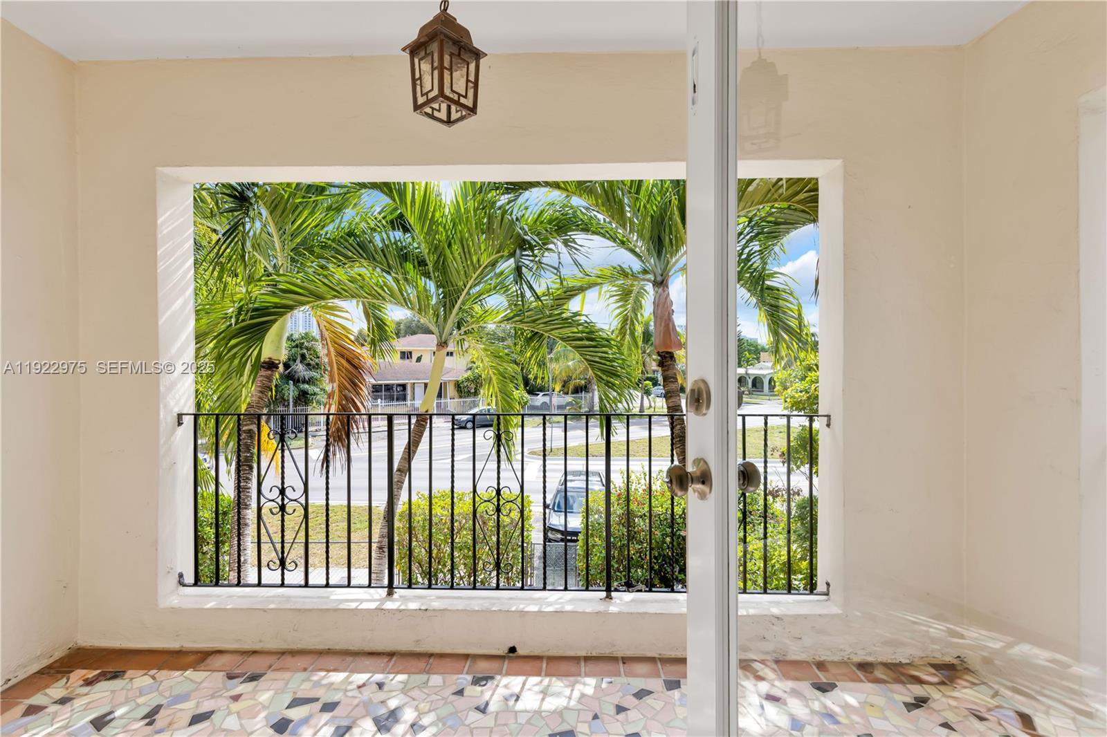 505 Southwest 11th Street, Unit 505 Miami, FL 33129 - Photo 11 of 31