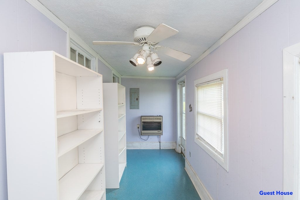 960 Fairview Road Wytheville, VA 24382 - Photo 56 of 75 Gallery Image 56