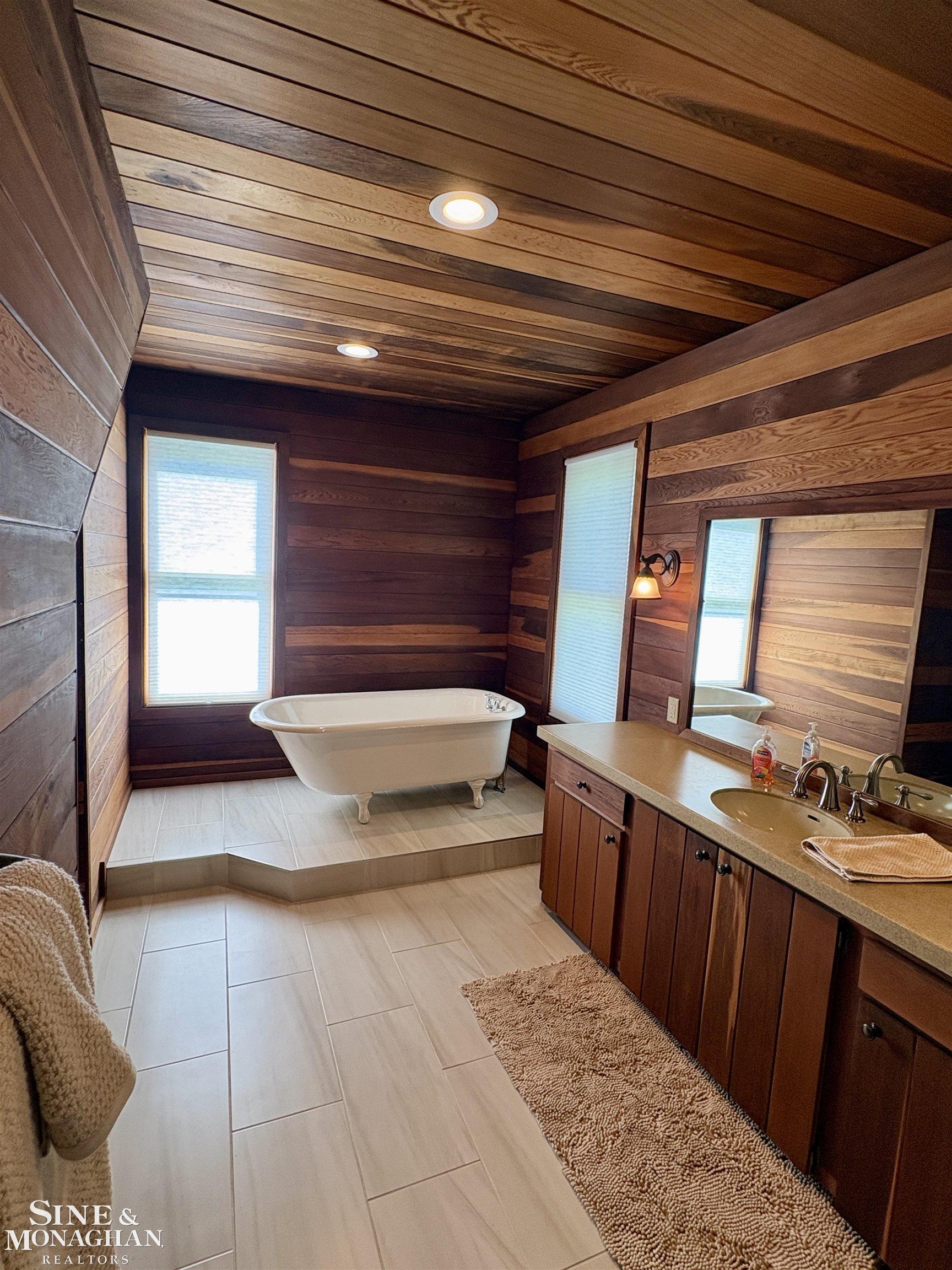 6281 Lindsey Road East China, MI 48054 - Photo 16 of 55