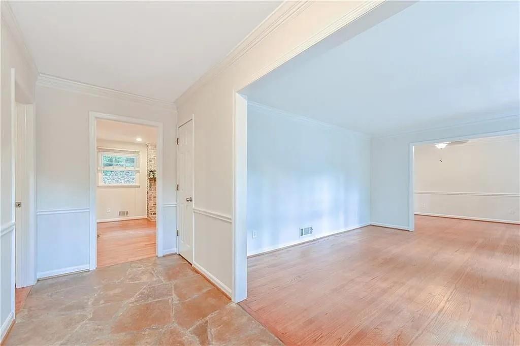 260 River Valley Road Northwest Atlanta, GA 30328 - Photo 2 of 20 a view of an empty room