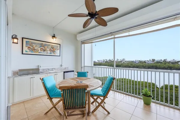$629,000 | 11160 Hacienda Del Mar Boulevard, Unit D303, Placida, FL 33946
