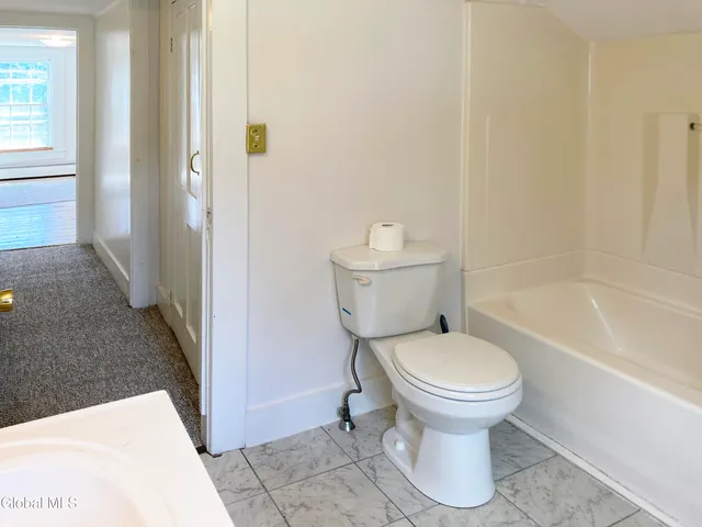 $1,600 | 916 Chamberlin Mills Road, Salem, NY 12865