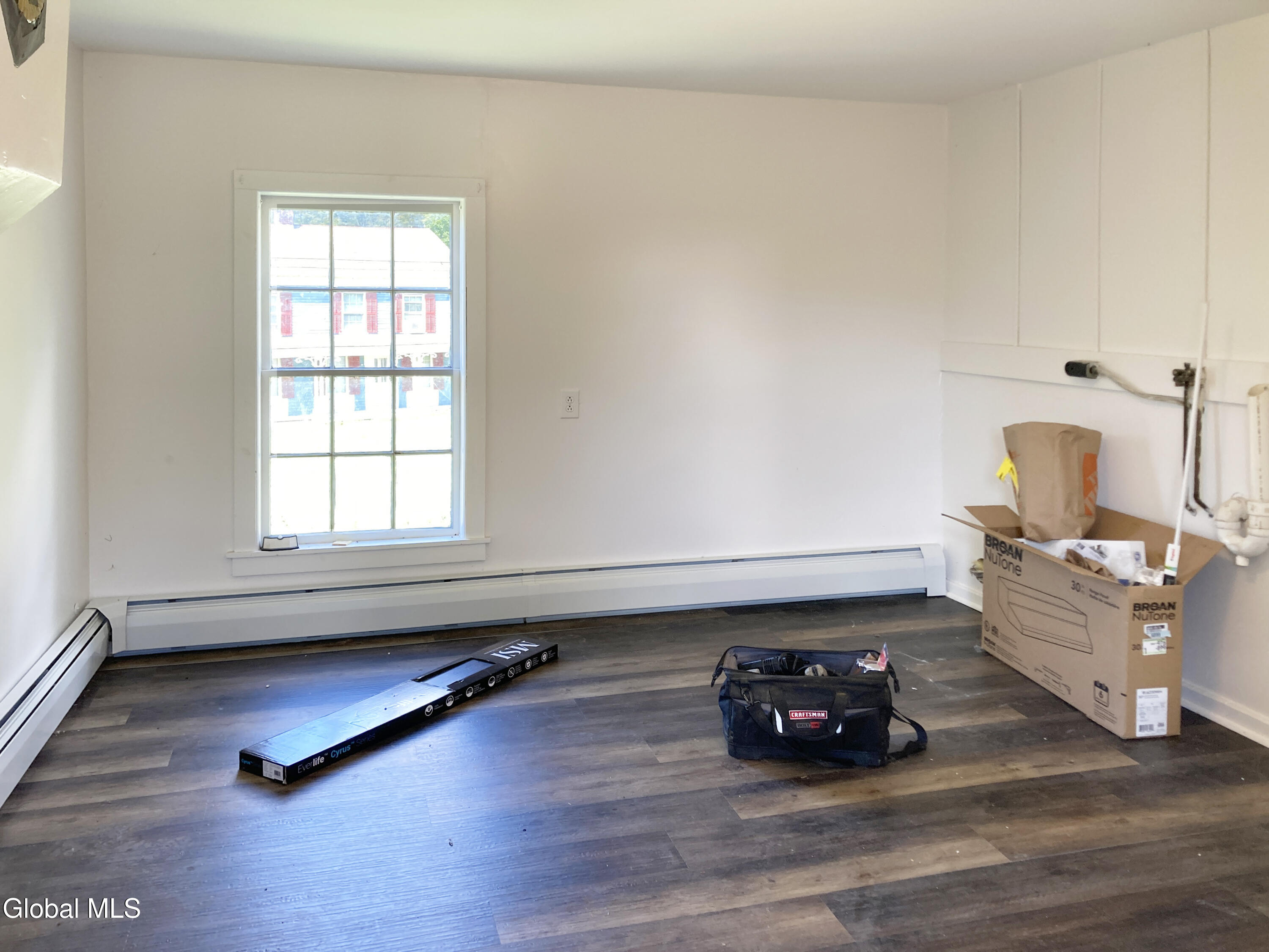 916 Chamberlin Mills Road Salem, NY 12865 - Photo 5 of 36 .