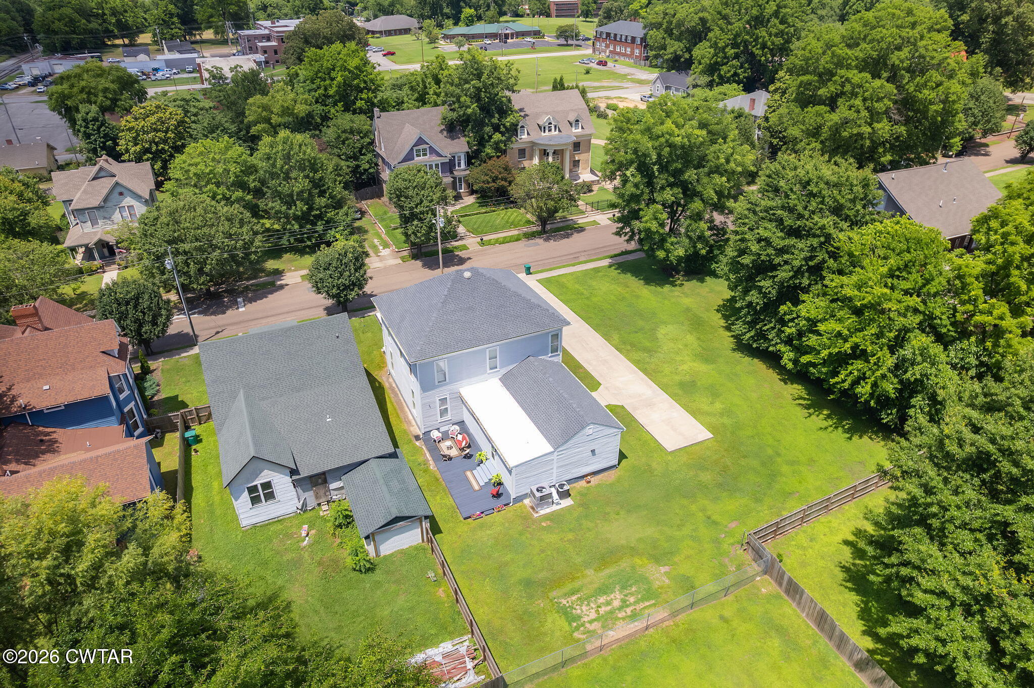 554 East Main Street Jackson, TN 38301 - Photo 58 of 60 an aerial view of a house with swimming pool and outdoor space