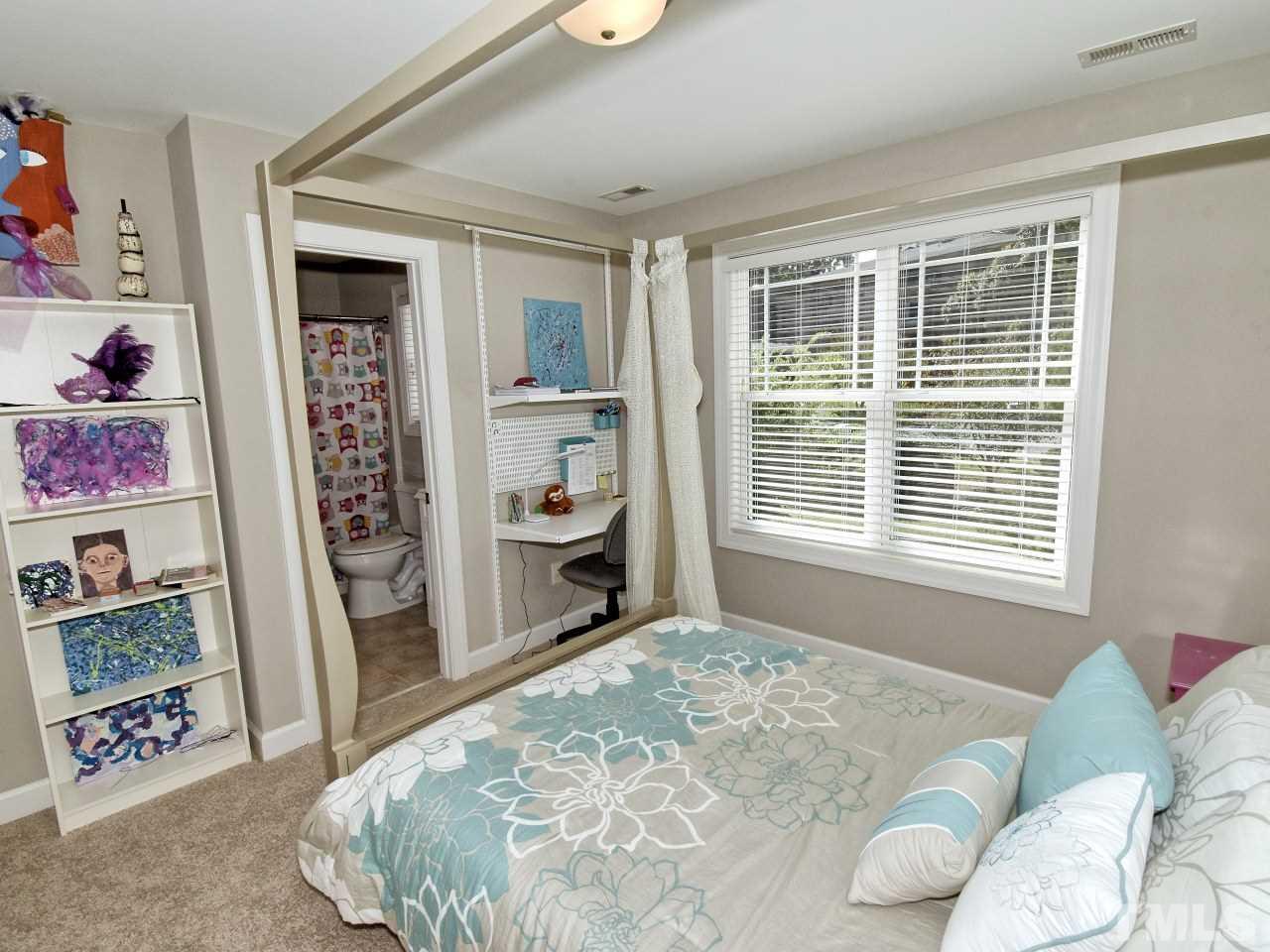 505 Mills Street Raleigh, NC 27608 - Photo 20 of 29