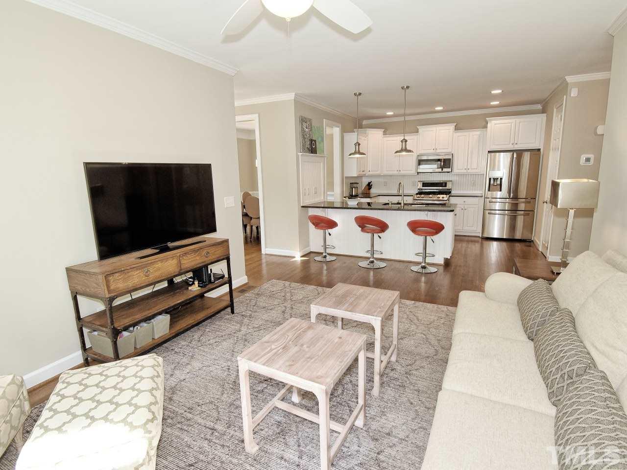 505 Mills Street Raleigh, NC 27608 - Photo 6 of 29