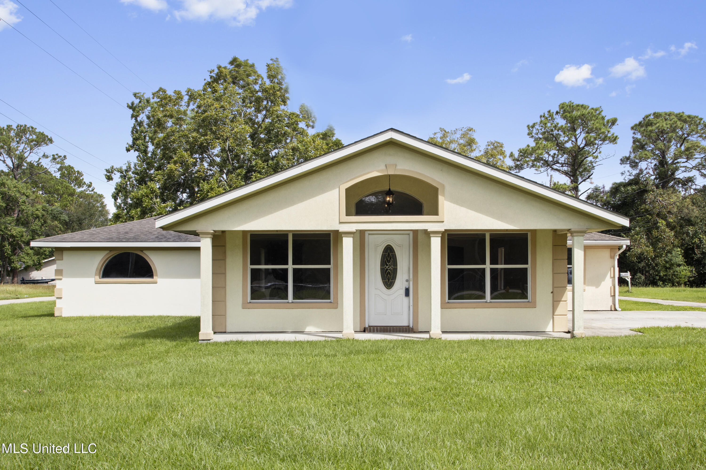 3342 West Race Track Road D'Iberville, MS 39540 - Photo 1 of 25 3342 W Race Track Front