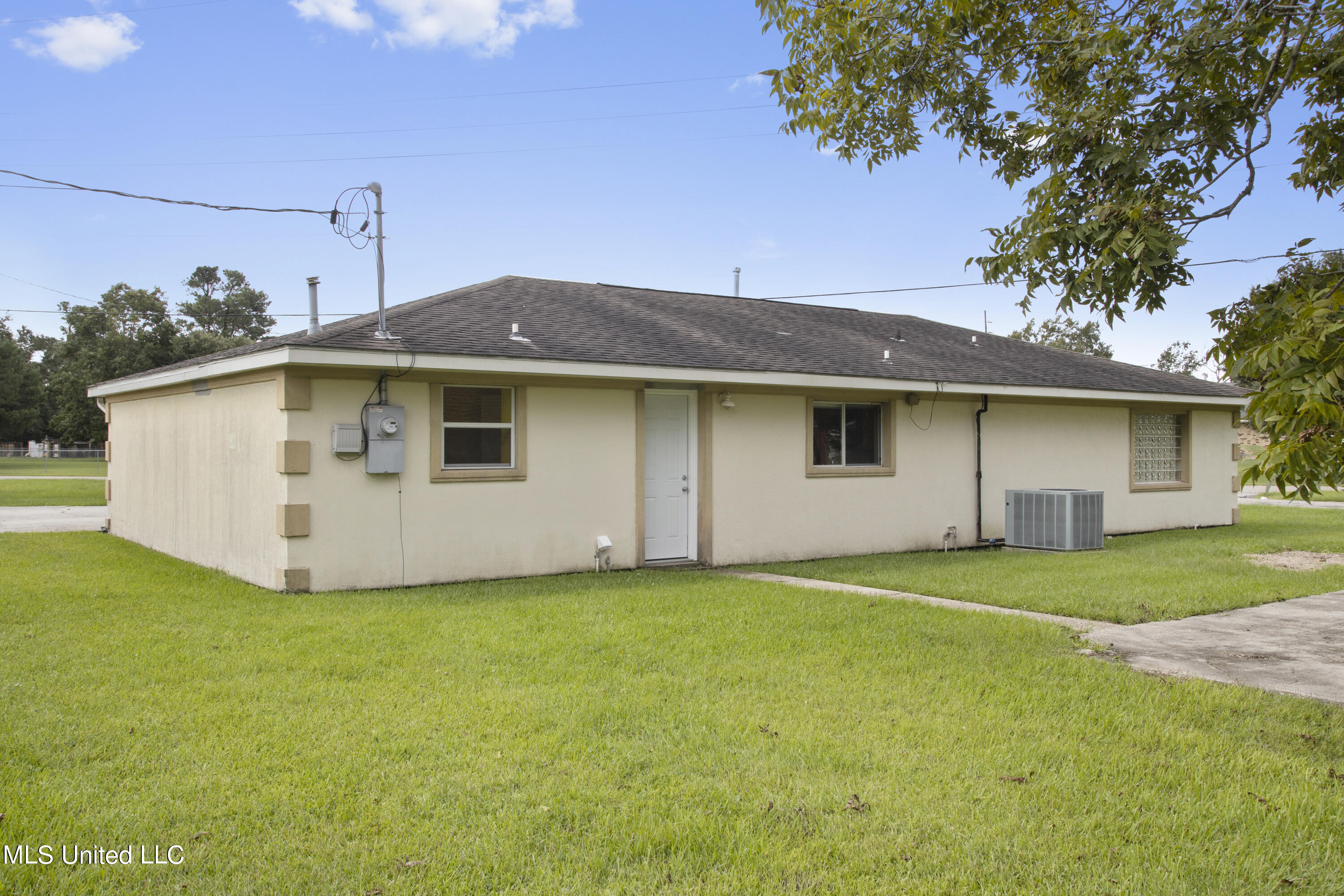 3342 West Race Track Road D'Iberville, MS 39540 - Photo 24 of 25 024 (10)