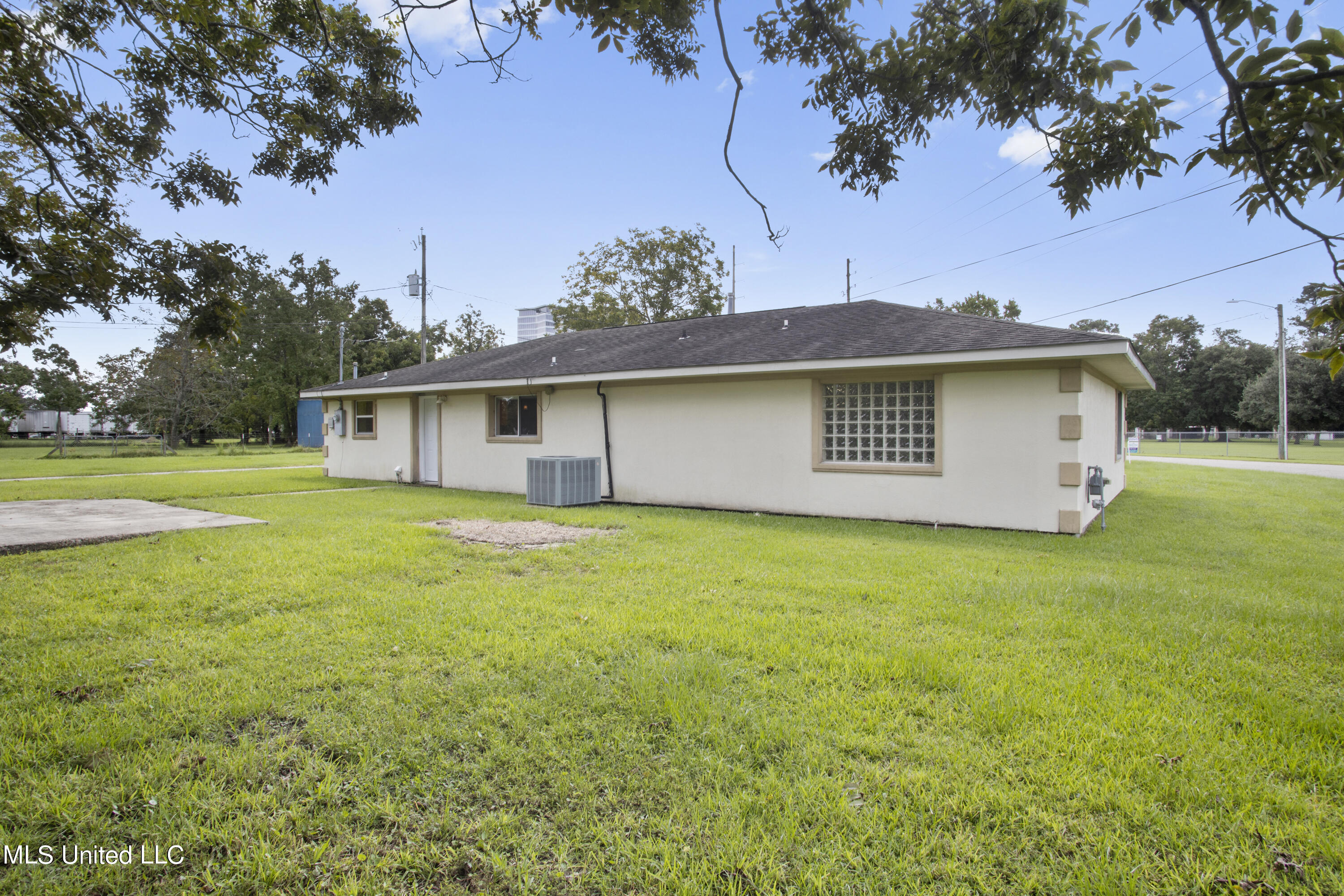 3342 West Race Track Road D'Iberville, MS 39540 - Photo 25 of 25 025 (10)