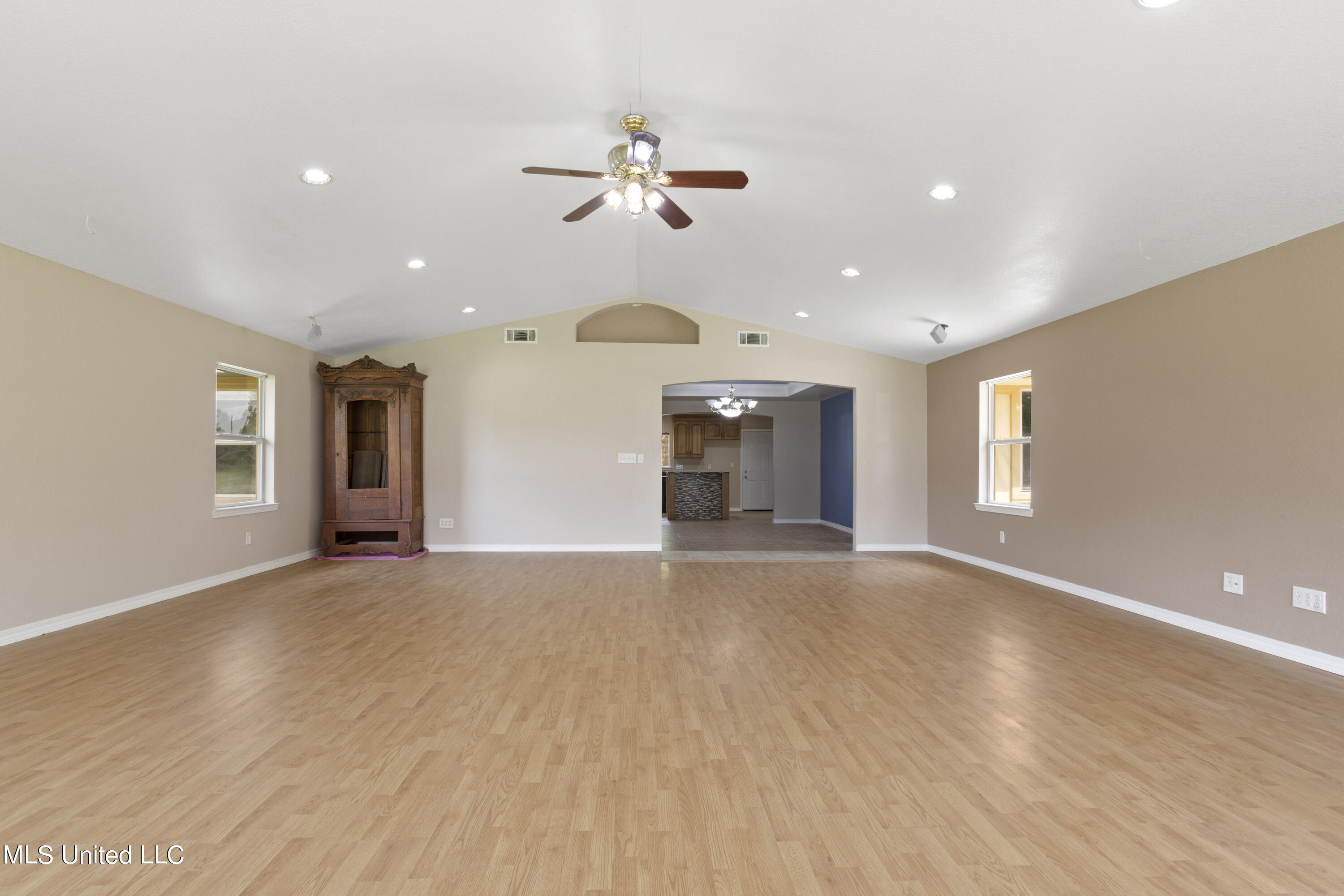 3342 West Race Track Road D'Iberville, MS 39540 - Photo 4 of 25 004 (11)
