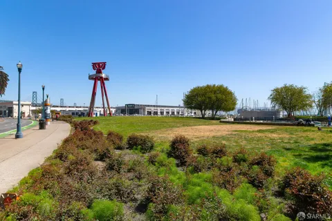 $2,498,000 | 338 Spear Street, Unit 31E, San Francisco, CA 94105