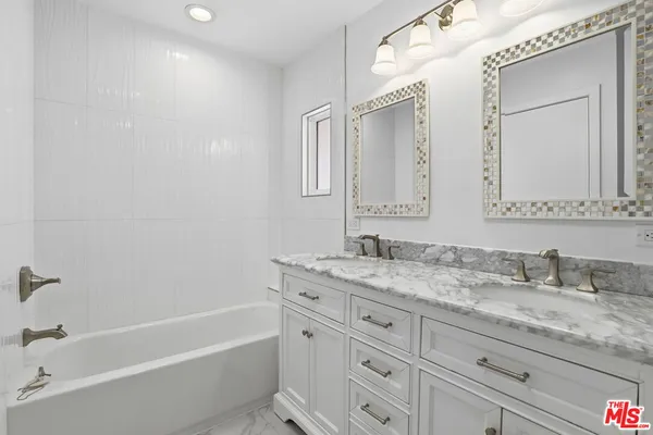 $214,500 | 8901 Eton Avenue, Unit 61, Canoga Park, CA 91304