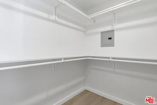 $214,500 | 8901 Eton Avenue, Unit 61, Canoga Park, CA 91304