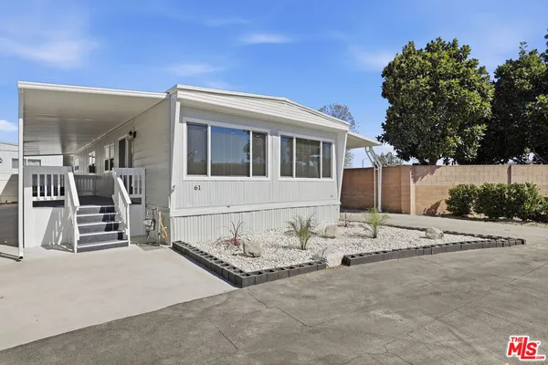 $214,500 | 8901 Eton Avenue, Unit 61, Canoga Park, CA 91304