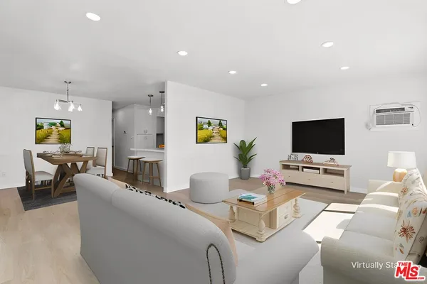 $214,500 | 8901 Eton Avenue, Unit 61, Canoga Park, CA 91304