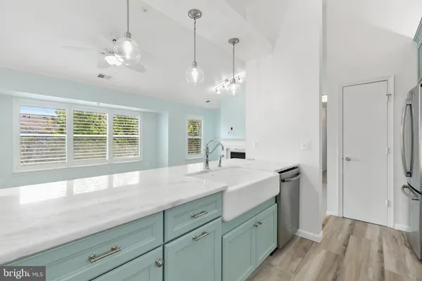 $279,900 | 2610 Camelback Lane, Unit 9, Silver Spring, MD 20906