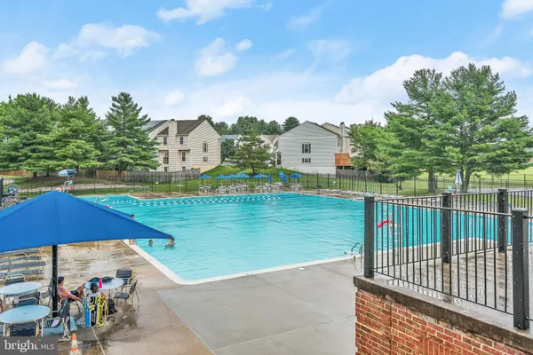 $279,900 | 2610 Camelback Lane, Unit 9, Silver Spring, MD 20906