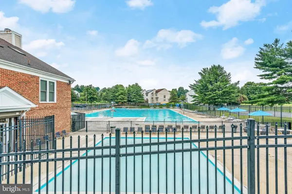$279,900 | 2610 Camelback Lane, Unit 9, Silver Spring, MD 20906