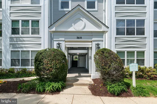 $279,900 | 2610 Camelback Lane, Unit 9, Silver Spring, MD 20906