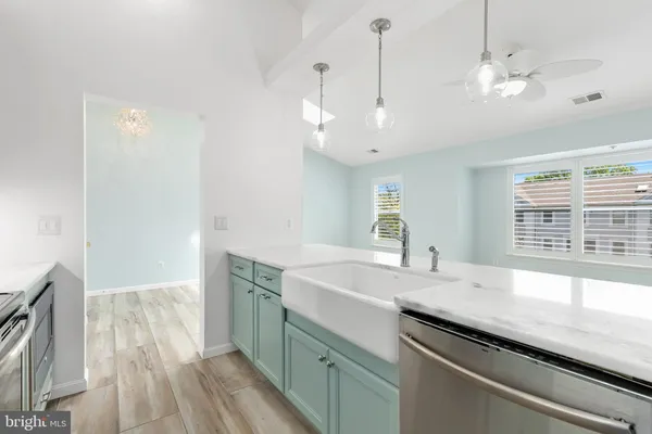 $279,900 | 2610 Camelback Lane, Unit 9, Silver Spring, MD 20906