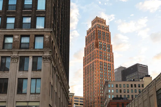 $6,000 | 1150 Griswold Street, Detroit, MI 48226