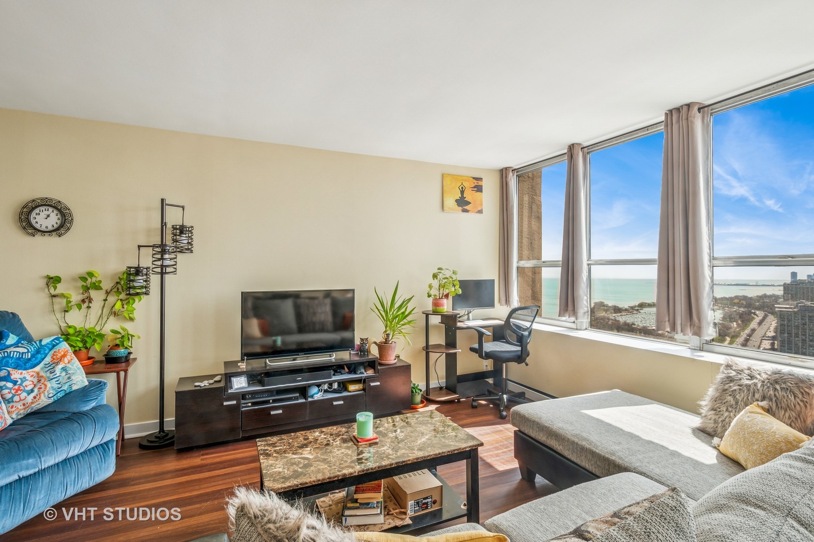 655 West Irving Park Road, Unit 4303 Chicago, IL 60613 - Photo 3 of 14 Gallery Image 3