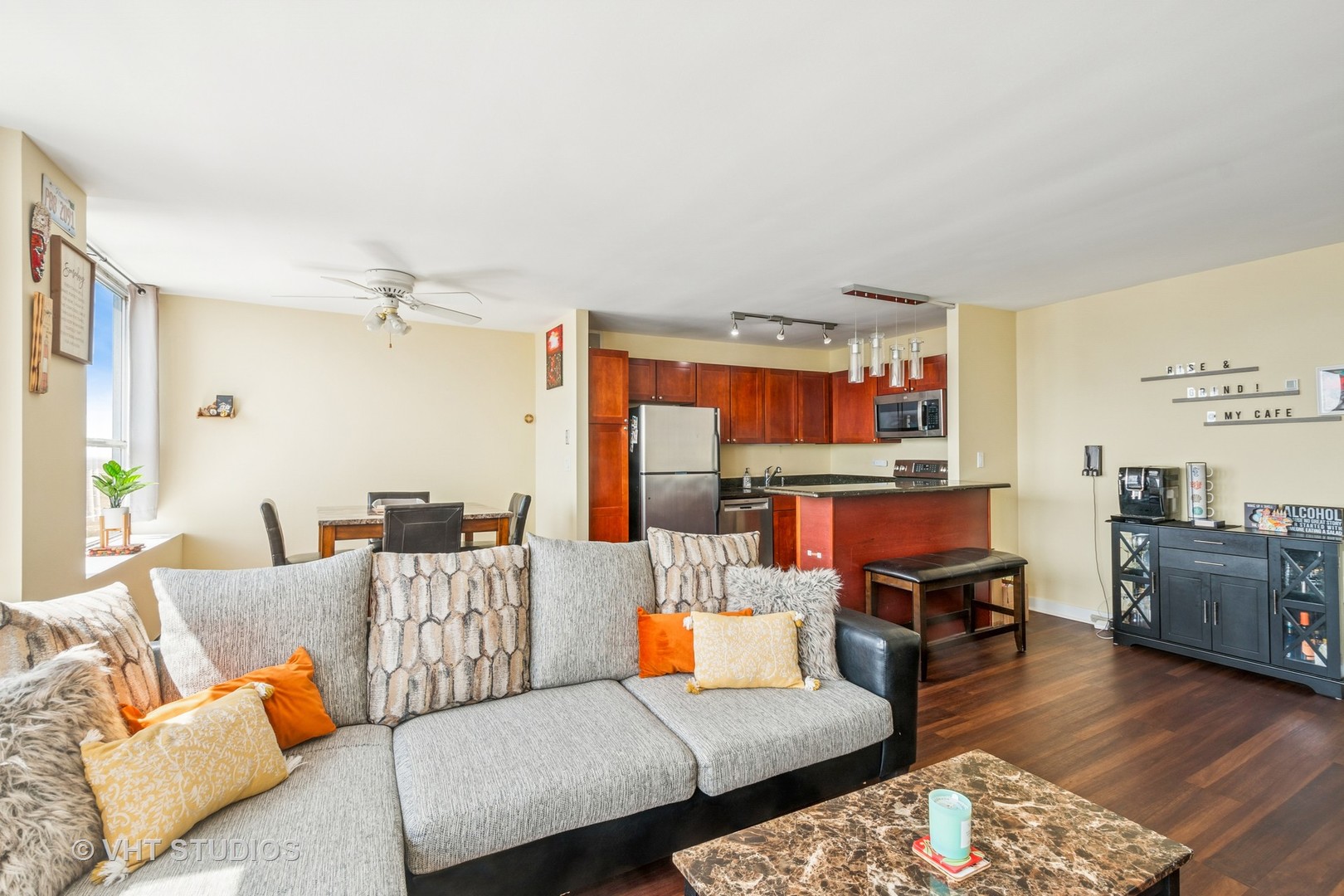 655 West Irving Park Road, Unit 4303 Chicago, IL 60613 - Photo 5 of 14 Gallery Image 5