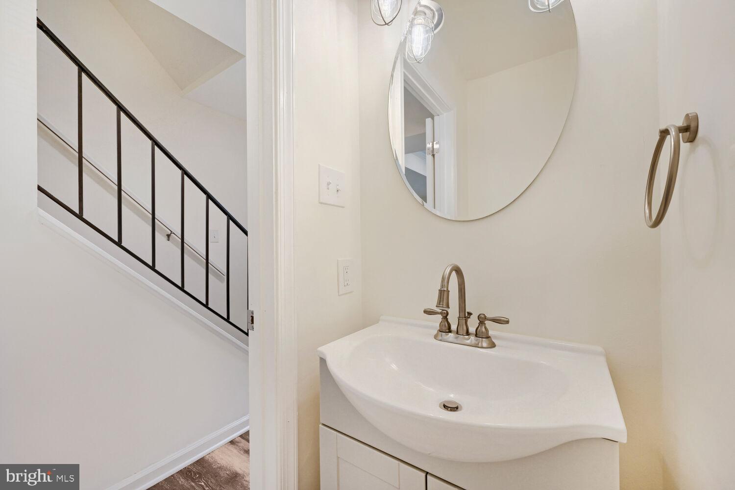 8545 Summit Road Pasadena, MD 21122 - Photo 16 of 44 Gallery Image 16