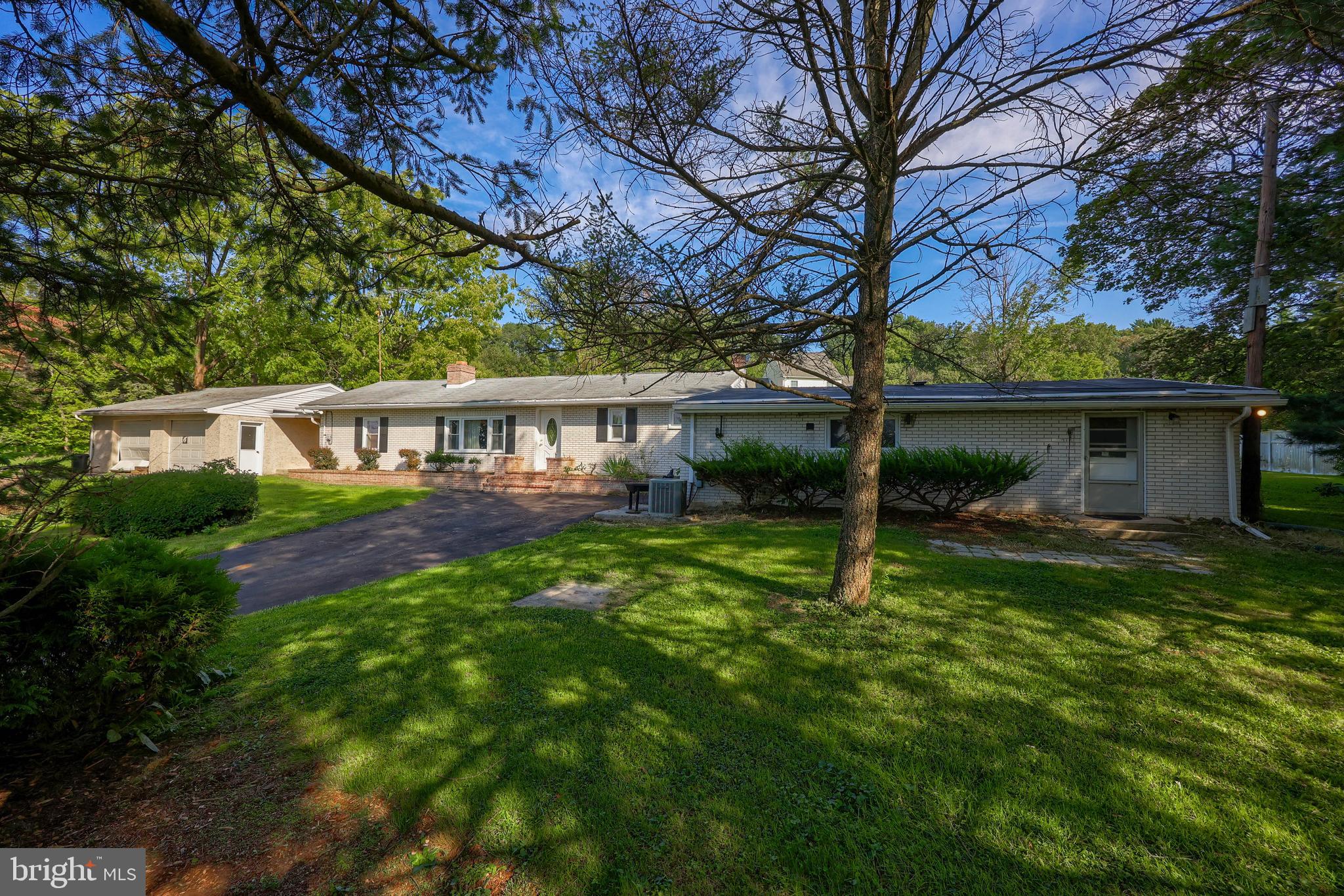 155 Delp Road Lancaster, PA 17601 - Photo 4 of 23