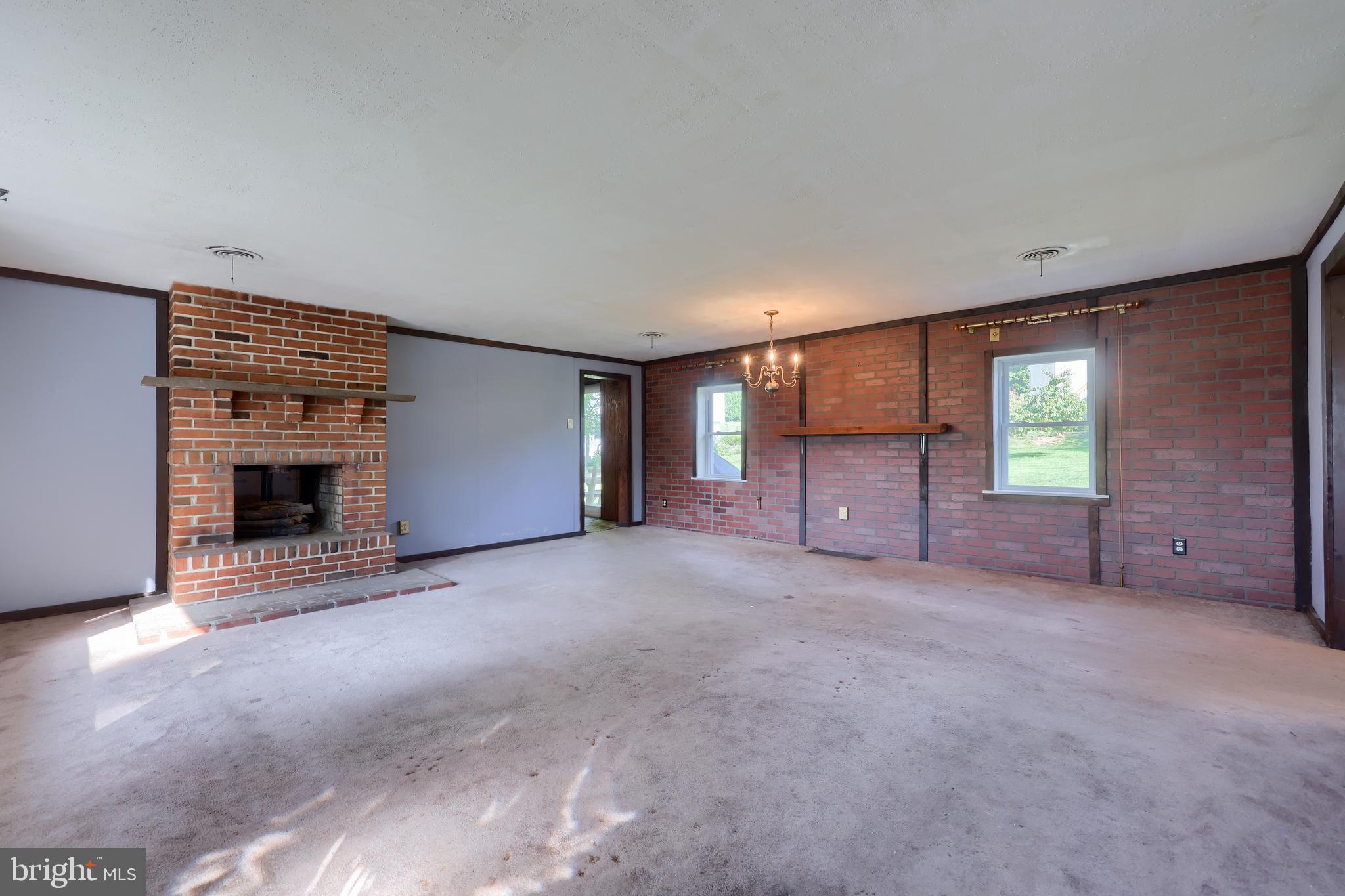 155 Delp Road Lancaster, PA 17601 - Photo 7 of 23